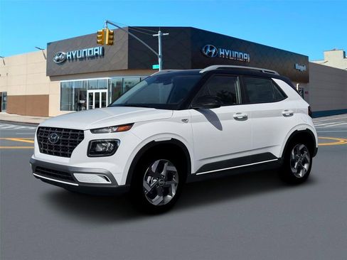 New 2026 Hyundai Venue SEL FWD image 2
