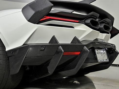 Used 2024 Lamborghini Revuelto AWD/4WD image 33