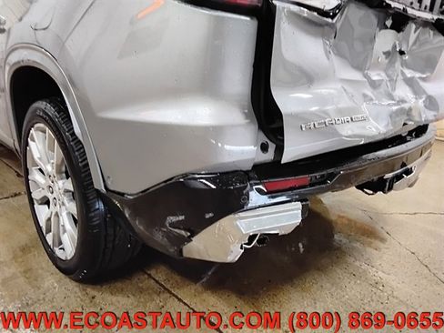 Used 2025 GMC Acadia Denali w/ Super Cruise Package image 19