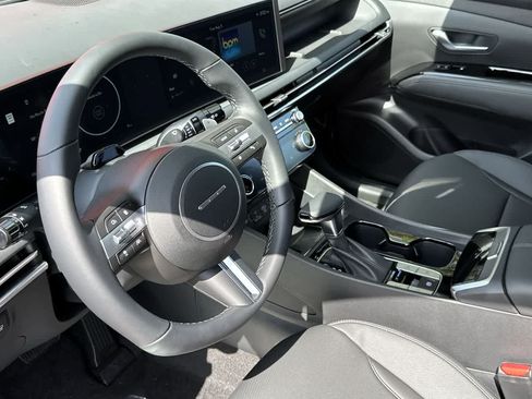 New 2025 Hyundai Santa Cruz XRT AWD/4WD image 13