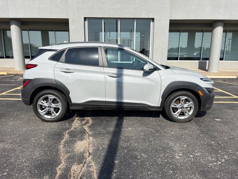Used 2023 Hyundai Kona SEL w/ Cargo Package AWD/4WD image 4