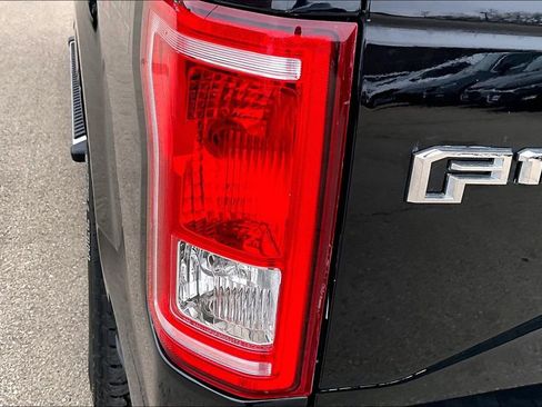 Used 2016 Ford F150 XLT w/ XTR Package image 24