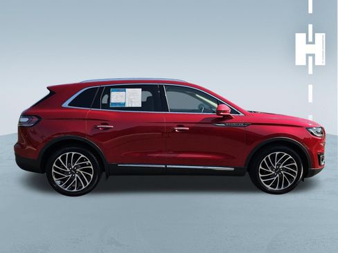 Used 2020 Lincoln Nautilus Reserve FWD image 3