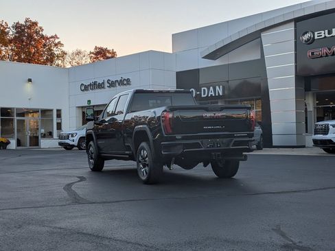 New 2026 GMC Sierra 2500 Denali w/ Max Trailering Package AWD/4WD image 6