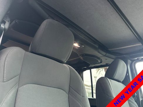 Used 2018 Jeep Wrangler Unlimited Sport S image 18