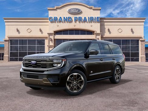 New 2027 Ford Expedition King Ranch RWD image 2