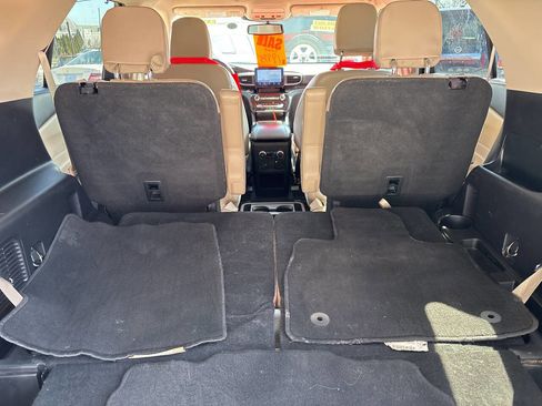 Used 2021 Ford Explorer Limited w/ Equipment Group 301A image 35