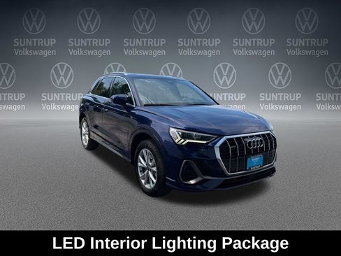 Used 2023 Audi Q3 2.0T Premium Plus w/ Premium Plus Package AWD/4WD image 9