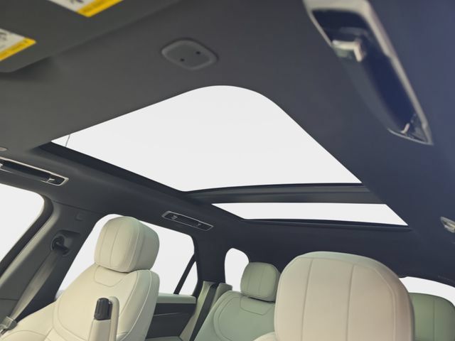 New 2026 Land Rover Range Rover Sport SE AWD/4WD image 20