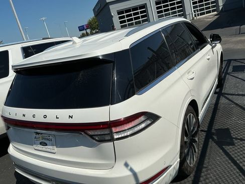 Used 2022 Lincoln Aviator Black Label Grand Touring AWD/4WD image 7