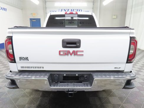 Used 2018 GMC Sierra 1500 SLT w/ SLT Premium Package image 29