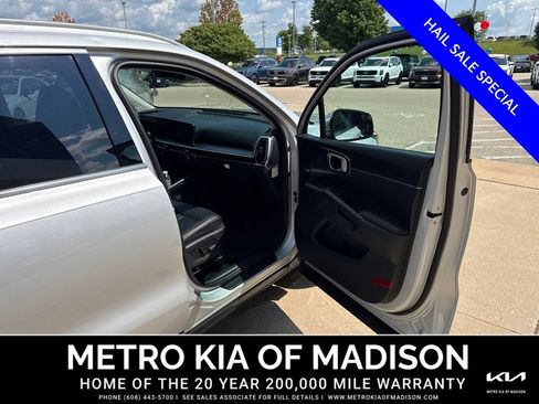 Used 2025 Kia Sorento EX FWD image 53