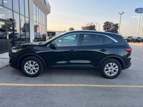 Used 2024 Ford Escape Active AWD/4WD image 2