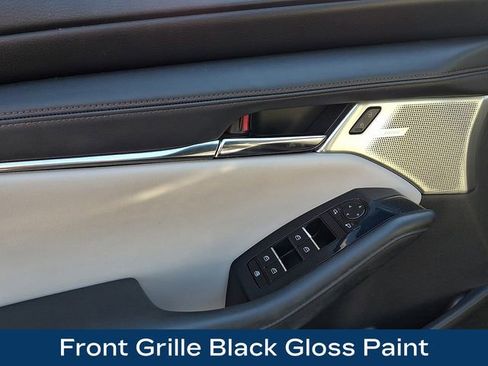 Used 2019 MAZDA MAZDA3 Sedan w/ Preferred Package image 19