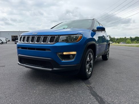 Used 2019 Jeep Compass Limited AWD/4WD image 8