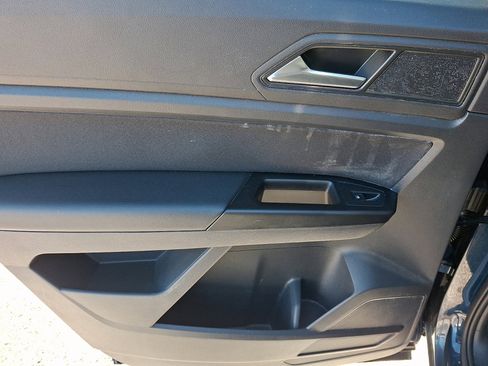 Used 2020 Volkswagen Atlas S image 19