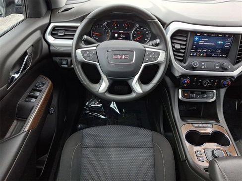 Used 2022 GMC Acadia SLE w/ Driver Convenience Package image 13