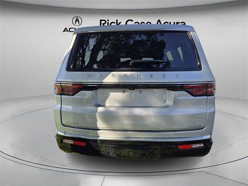 Used 2022 Jeep Wagoneer Series III image 6