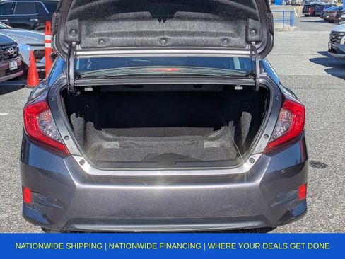 Used 2017 Honda Civic Touring image 7