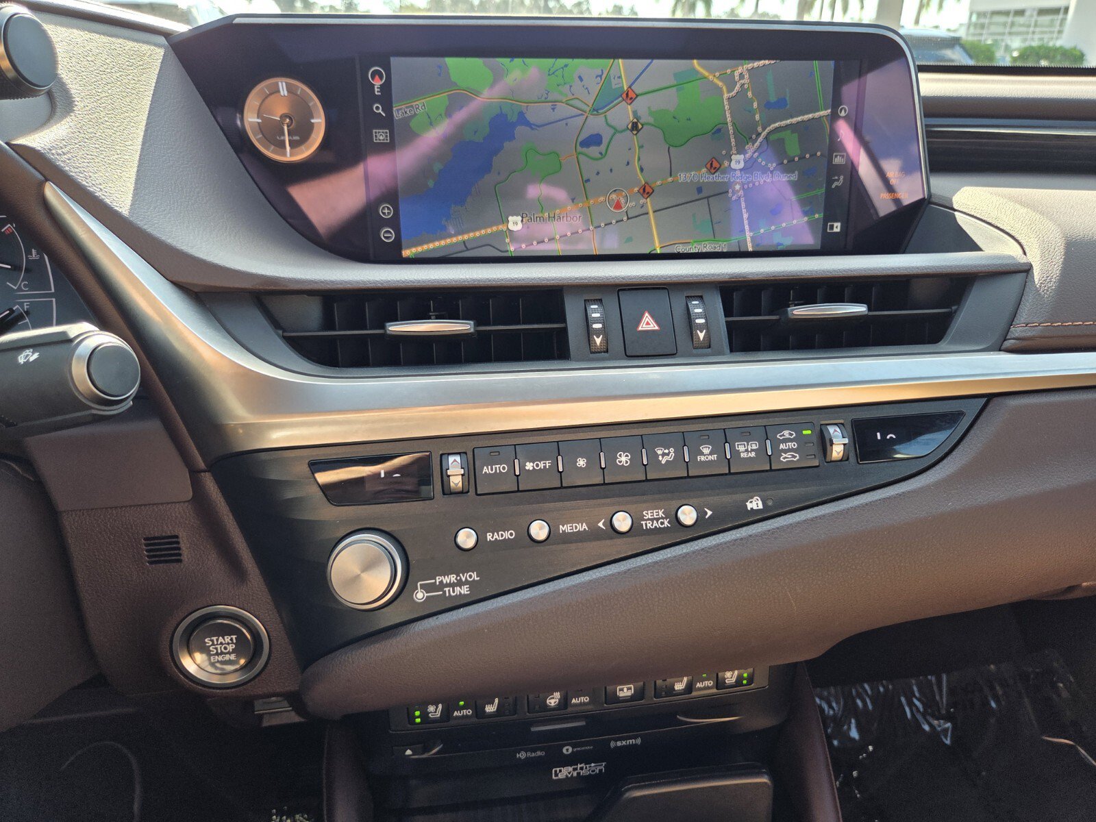 Used 2021 Lexus ES 350 w/ Ultra Luxury Package FWD image 22