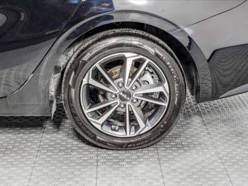 Used 2024 Kia Forte LXS FWD image 34