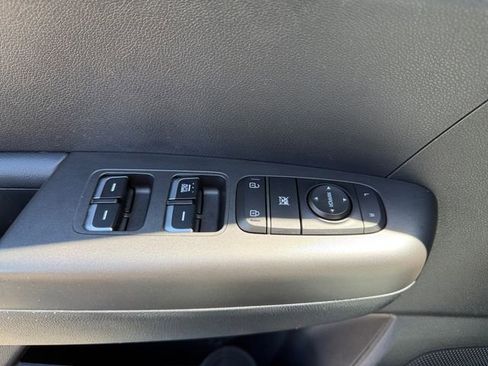 Used 2021 Kia Sportage LX AWD/4WD image 32