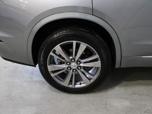 Certified 2025 Cadillac XT6 Premium Luxury AWD/4WD image 38