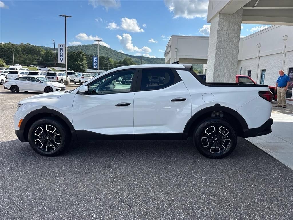Used 2024 Hyundai Santa Cruz SE FWD image 24