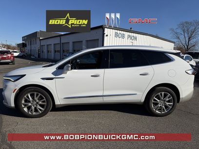 Used 2023 Buick Enclave Essence w/ Experience Buick Package
