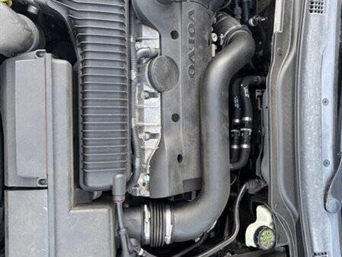 Used 2005 Volvo V50 T5 image 22