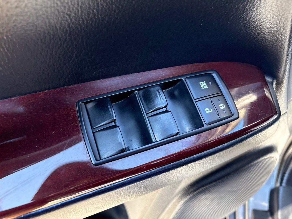 Used 2015 Lexus GX 460 w/ Premium Package AWD/4WD image 14