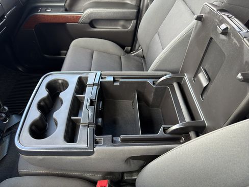 Used 2019 GMC Sierra 3500 SLE w/ SLE Fleet Preferred Package AWD/4WD image 15