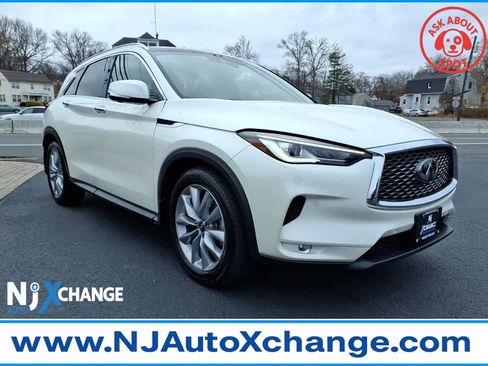 Used 2022 INFINITI QX50 Essential image 1