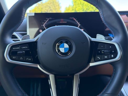 Used 2026 BMW M440i Coupe w/ Premium Package RWD image 29