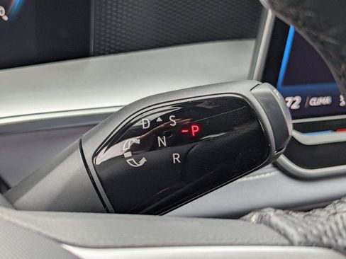 Used 2025 Volkswagen Tiguan SE R-Line AWD/4WD image 16