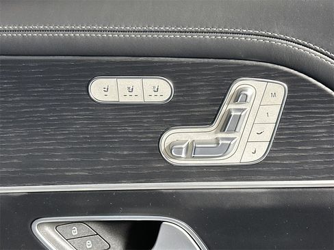 Used 2023 Mercedes-Benz Maybach GLS 600 Maybach GLS 600 image 19