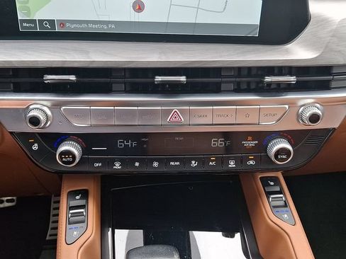 Used 2024 Kia Telluride SX X-Pro AWD/4WD image 18