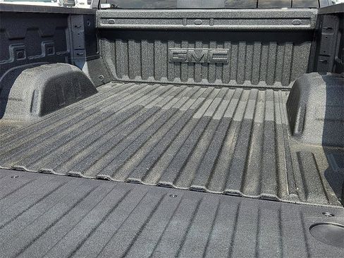 New 2026 GMC Sierra 1500 SLE w/ Preferred Package image 20