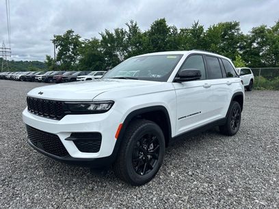 New 2025 Jeep Grand Cherokee 4WD