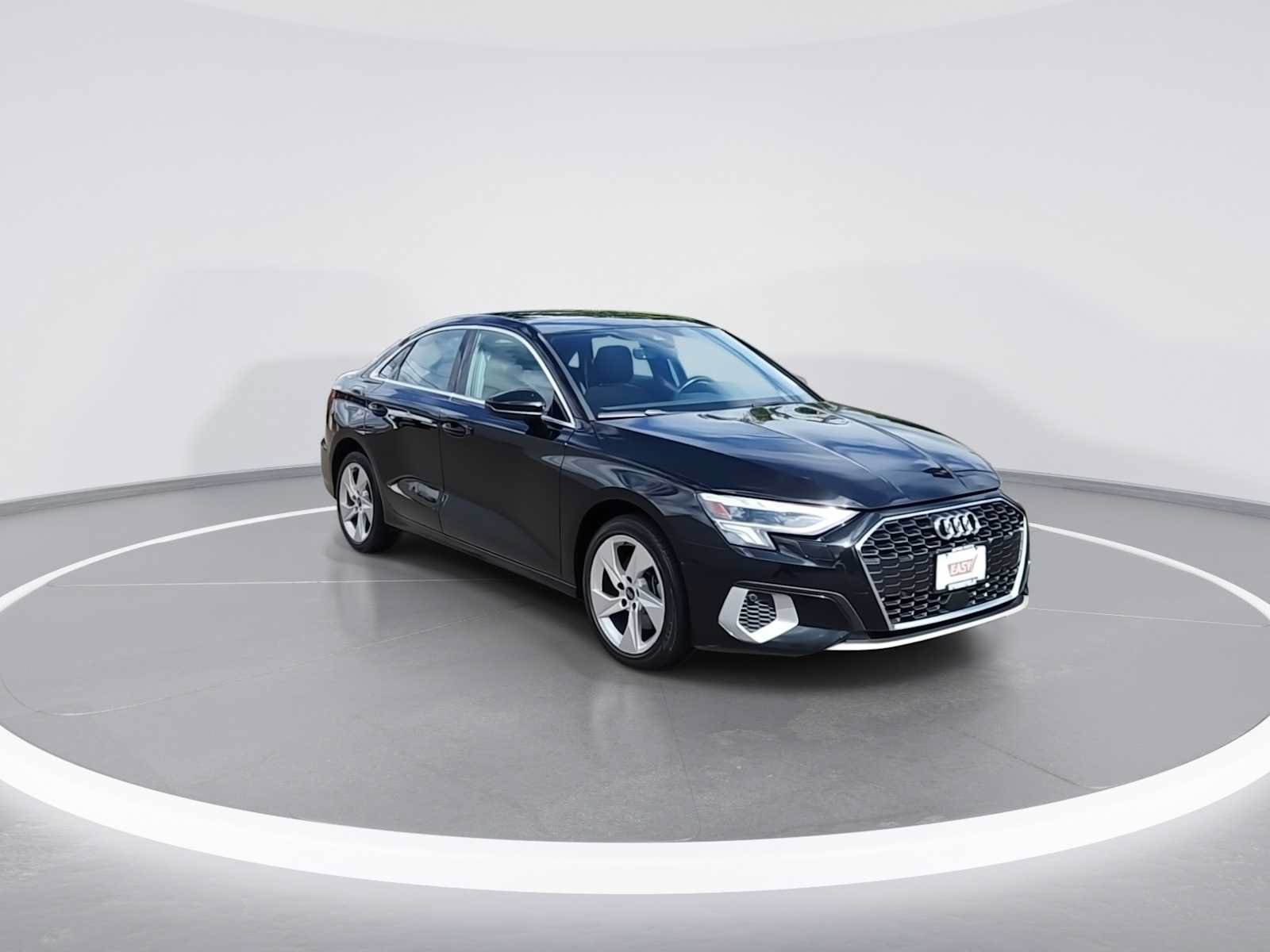Used 2024 Audi A3 2.0T Premium FWD image 2