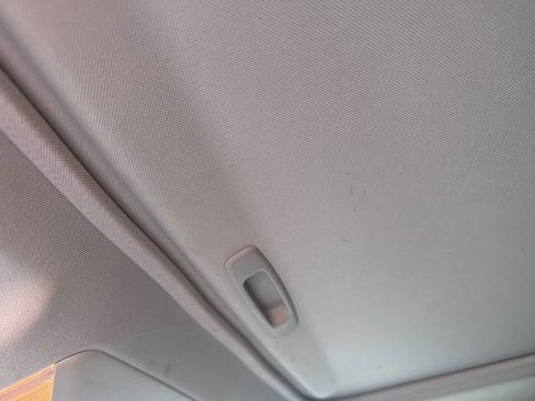 Used 2019 Toyota RAV4 XLE w/ Carpet Mat Package image 8