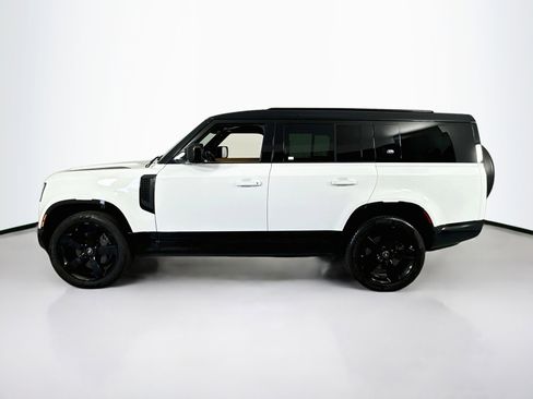 Used 2023 Land Rover Defender 130 X-Dynamic SE AWD/4WD image 8