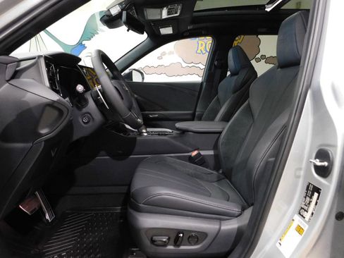 Used 2026 Lexus TX 500h AWD image 28