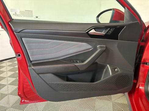 Used 2025 Volkswagen Jetta GLI Autobahn image 8