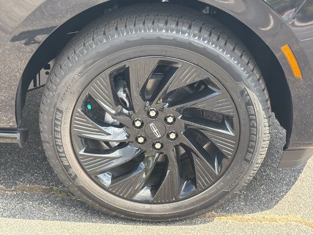 New 2027 Lincoln Navigator Reserve w/ Jet Appearance Package AWD/4WD image 12