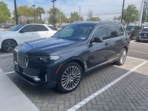 Used 2019 BMW X7 xDrive50i w/ Executive Package image 1