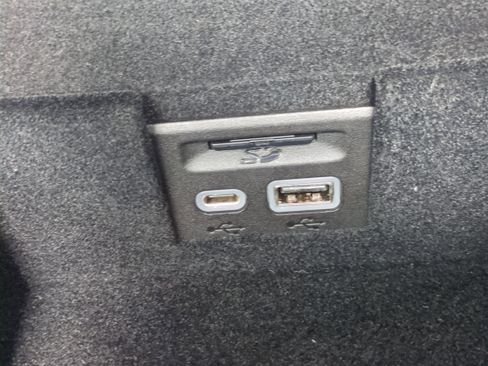 Used 2023 Cadillac XT5 Premium Luxury image 25