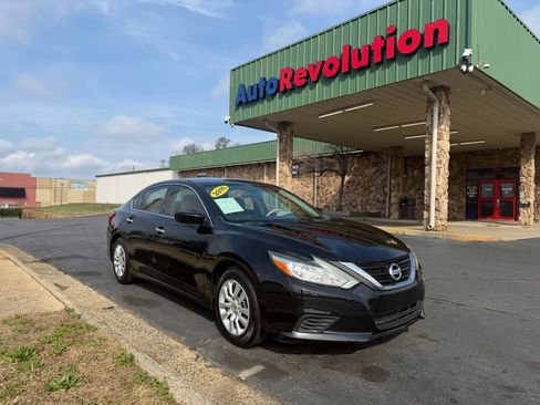 Used 2016 Nissan Altima 2.5 S w/ Power Driver Seat Package image 1