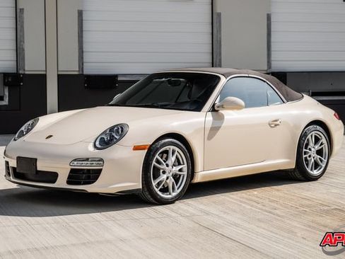 Used 2009 Porsche 911 Carrera RWD image 32