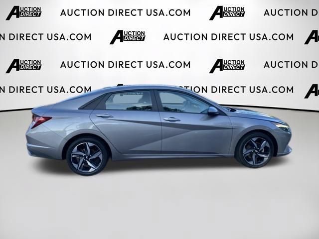 Used 2023 Hyundai Elantra SEL w/ Convenience Package FWD image 24